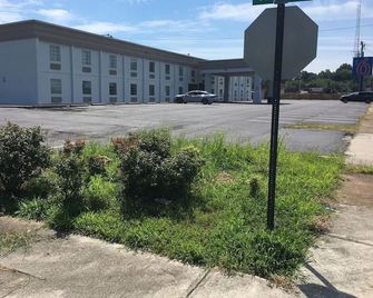 Motel 6 Petersburg, Va - Fort Lee - Petersburg - Näkymät ulkona