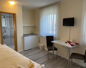 Hotel Garni König Humbert - Erlangen