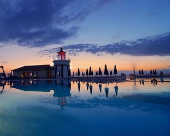 Sealight Resort Hotel - Kusadasi