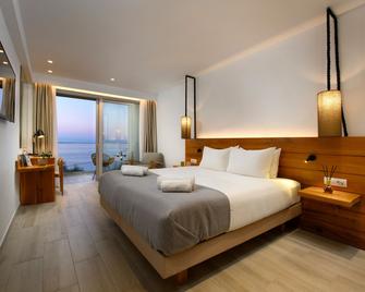 Eleals Boutique Hotel - Perama - Bedroom