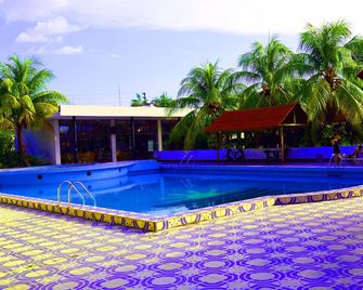 Hotel Sol del Oriente Iquitos - איקיטוס - בריכה