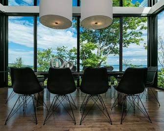 The Secret of Charlevoix - Saint-Joseph-de-la-Rive - Comedor