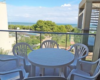 Chalets Adosados Alcocebre Suites 3000 - Alcossebre - Balcó