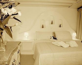 Mariakis Luxury Studios - Astypálaia - Bedroom