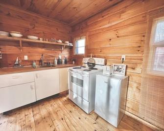 Muskoka Lake Waterfront Resort - Port Carling - Cocina