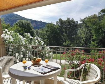 Vacanceole - Le Domaine De Chames - Vallon-Pont-d'Arc