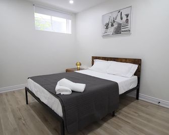 Beautiful Separate Unit, Grandriver & Kiwanis Park - Kitchener - Chambre