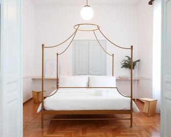 Live in Athens, Thiseio Historic House - Atenas - Habitación