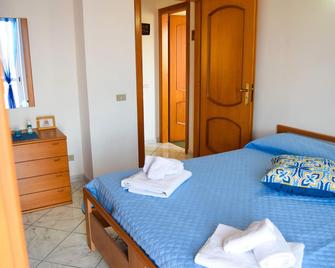 Villa Cloe - Caprioli - Habitación