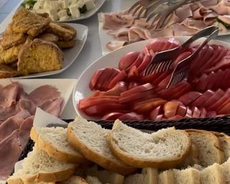 Sanremo Hotel Restorant - Durrës