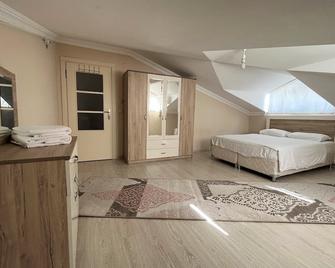 Cerrahpasa Apart Hotel - Trabzon - Bedroom