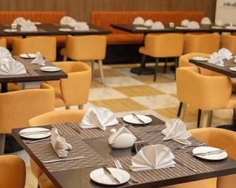 Comfort Hub Hotels and Suites - Kano - Restaurant