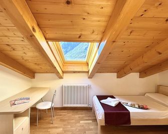 La Piazza Menaggio - Menaggio - Schlafzimmer