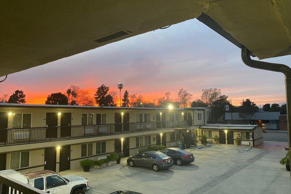 Portofino Inn Burbank - Burbank
