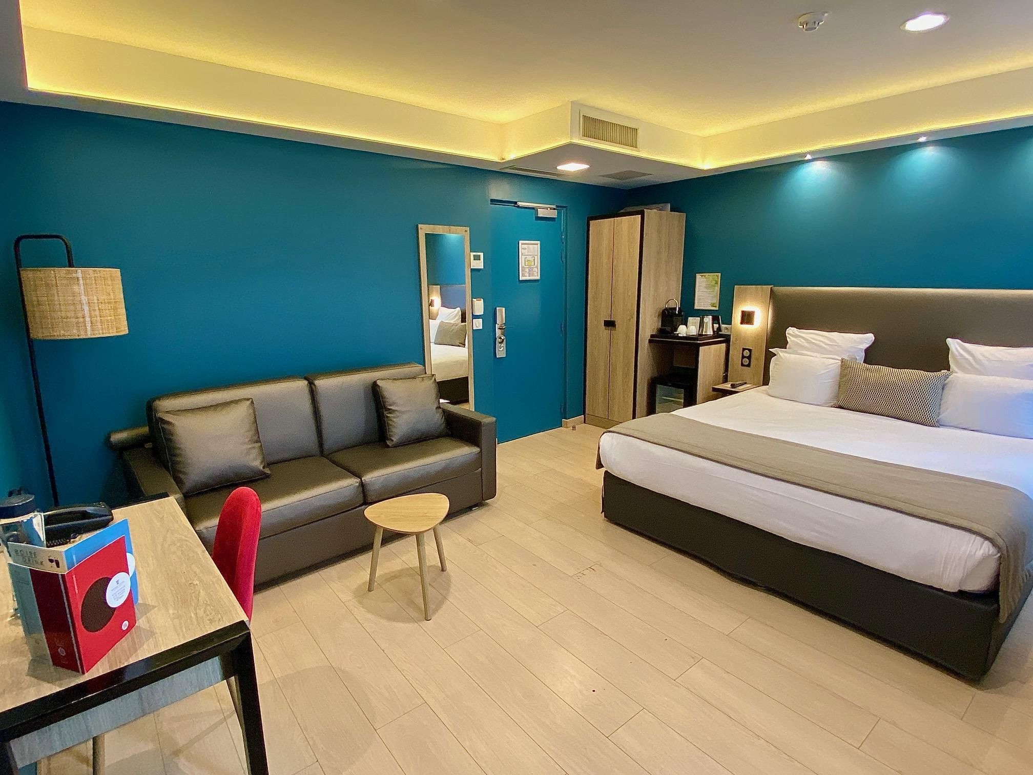 Grand Hôtel Clichy Paris - Clichy - Makuuhuone