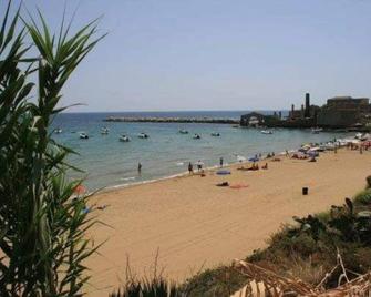 Casa Levante, air-conditioned, near the sea - Avola - Beach