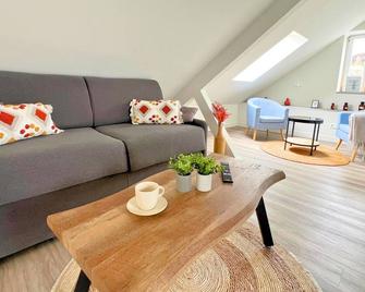 Apart Moment Bourbourg Centre - Bourbourg - Sala de estar