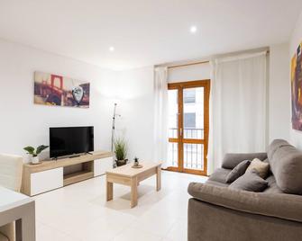 Apartamentos Turísticos Centro Histórico, by CartagenaSpain - Cartagena - Huiskamer