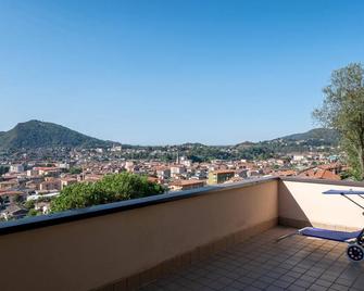 Cristy - Sarnico - Balcony