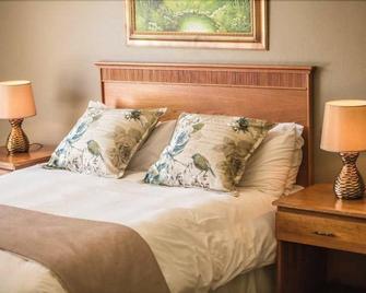 Acacia Guesthouse Klerksdorp - Klerksdorp - Bedroom