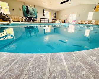 Ozark Inn and Suites - Osage Beach
