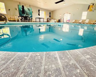 Ozark Inn and Suites - Osage Beach