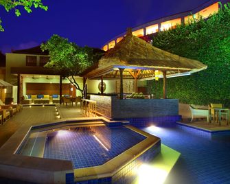 Alamkulkul Boutique Resort Kuta Bali - Kuta - Pool