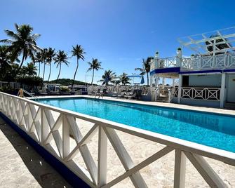 Parador Villa Parguera - Lajas - Piscina