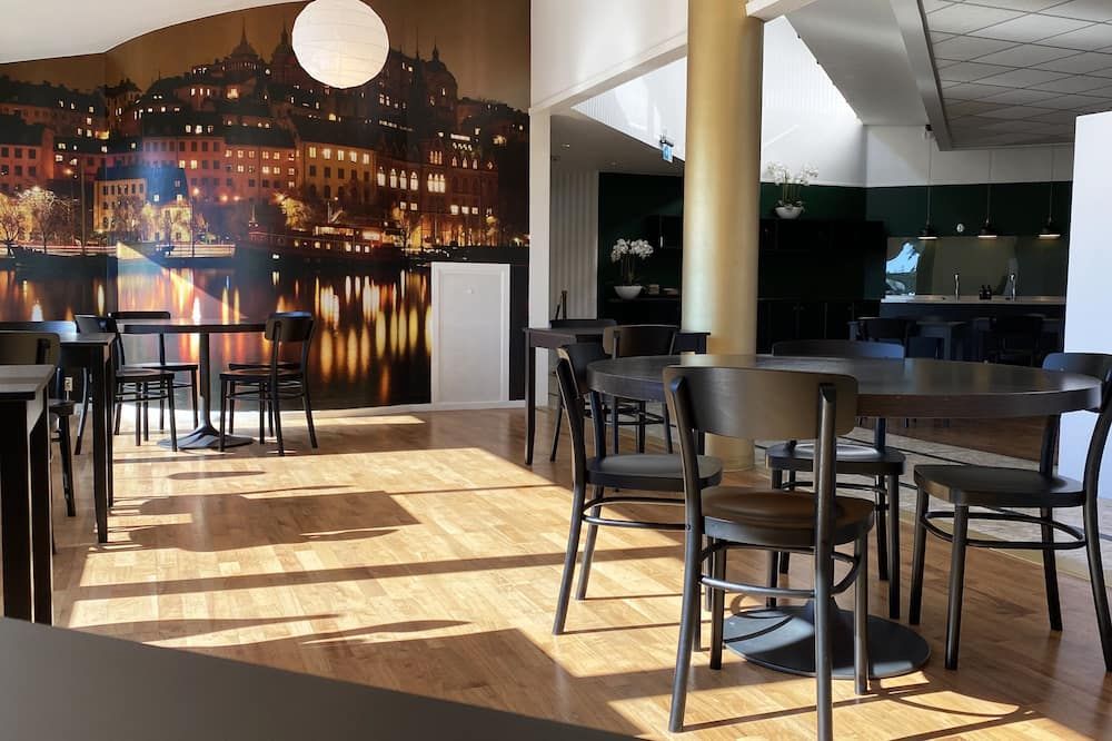 لونج ستاي سثلم ساوث - ستوكهولم - بار