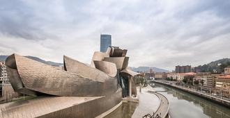 BYPILLOW Amari - Bilbao - Gebäude
