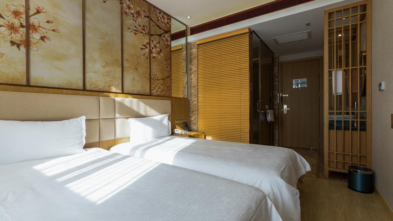 24k International Hotels Nanjing Road Pedestrian Street