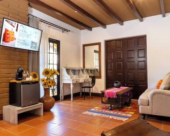 Casa de Adobe Gallery & Luxury Boutique - Oaxaca - Stue
