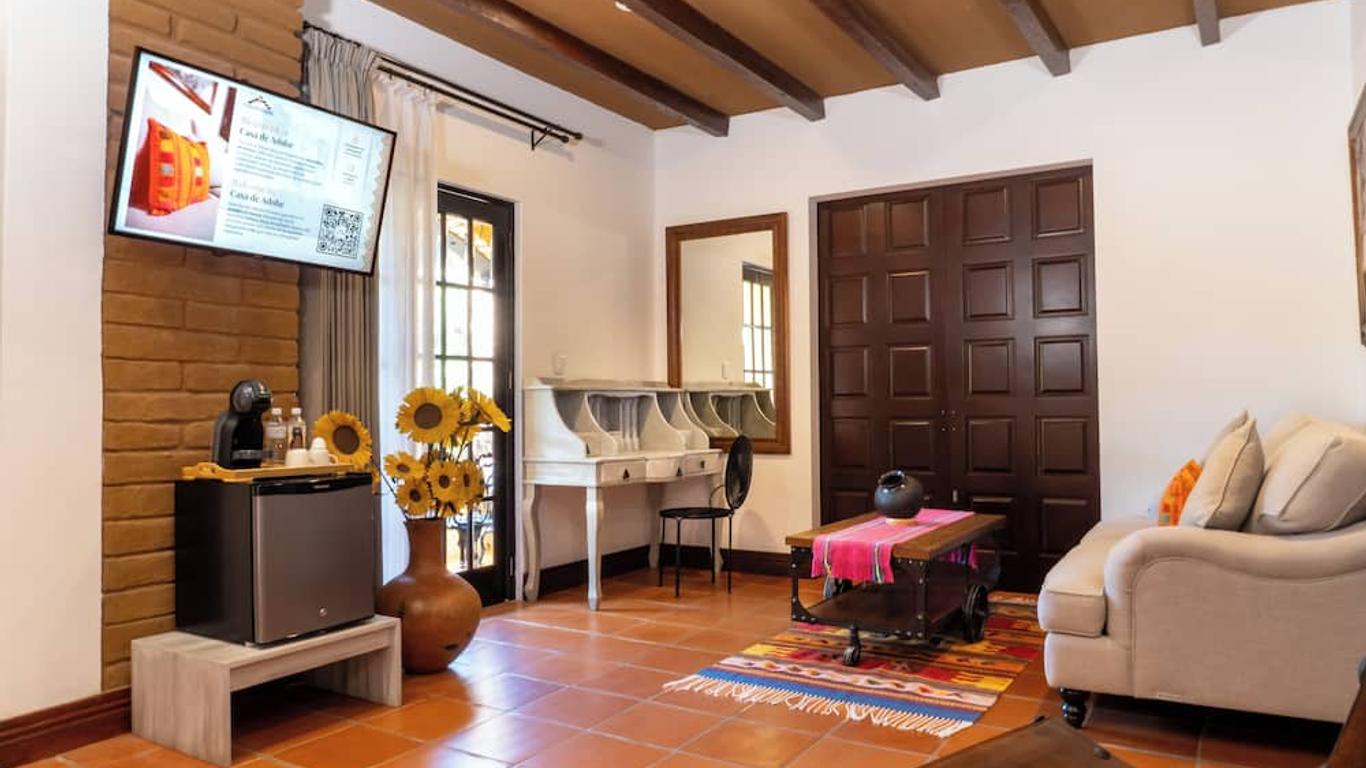 Casa de Adobe Gallery & Luxury Boutique
