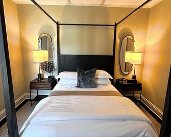 Stylish-Local-Comfy-Safe 5 Night Min. - שיקאגו - חדר שינה