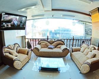 Honey Hunt House - Cebu City - Living room