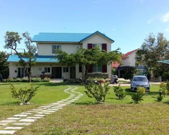 Dong Hua Dream House - Shoufeng Township - Building