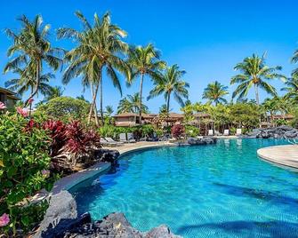 Colony Villas At Waikoloa Beach Resort #1305 3 Bedroom Villa by RedAwning - Waikoloa Village - Pool