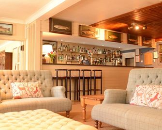 Scourie Hotel - Achlyness - Salónek