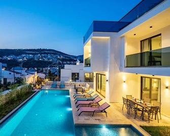 Villa Onat - Kalkan - Pool