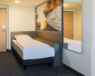 B&b Hotel Mannheim-friedrichsfeld - Mannheim - Gebäude