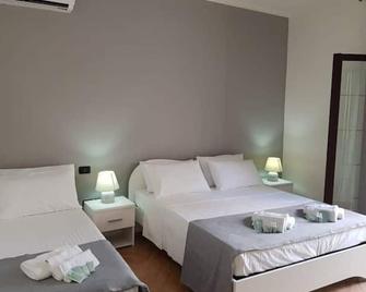 Lamezia Park Apartments - Lamezia Terme - Chambre