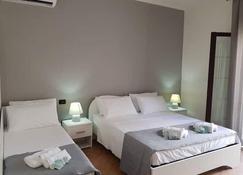 Lamezia Park Apartments - Lamezia Terme - Bedroom