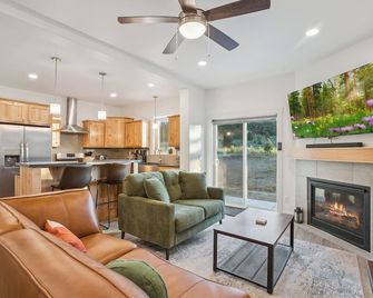 Cozy 3BR family & dog-friendly mountain retreat in scenic Tabernash - Tabernash - Sala de estar