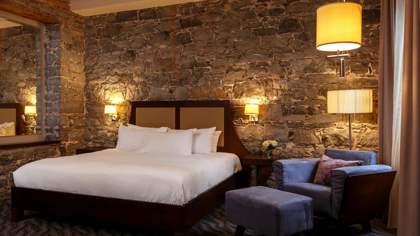 Hotel Nelligan