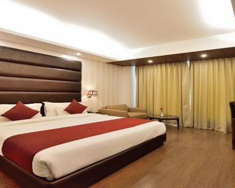 Hotel The Jk @ Nehru Place - New Delhi - Bedroom