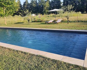 Cottage In Provencal Farmhouse, 2 Minutes From Pernes - Pernes-les-Fontaines - Piscine