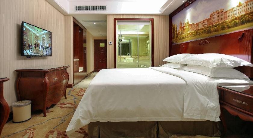 Vienna Hotel Chaozhou Plaza - Chaozhou - Camera da letto