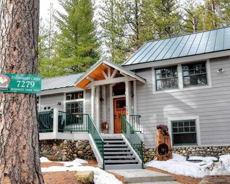 Strawberry Creek - Wawona - Bâtiment