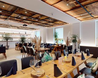 هوتل أم شتادبارك نوردهاوزن - نوردهاوسين - مطعم