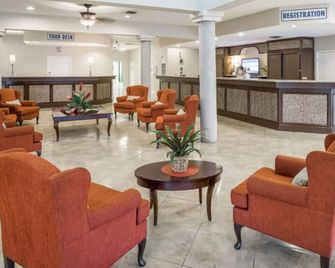 Diamond - The Suites at Fall Creek - ST - Branson - Lobby